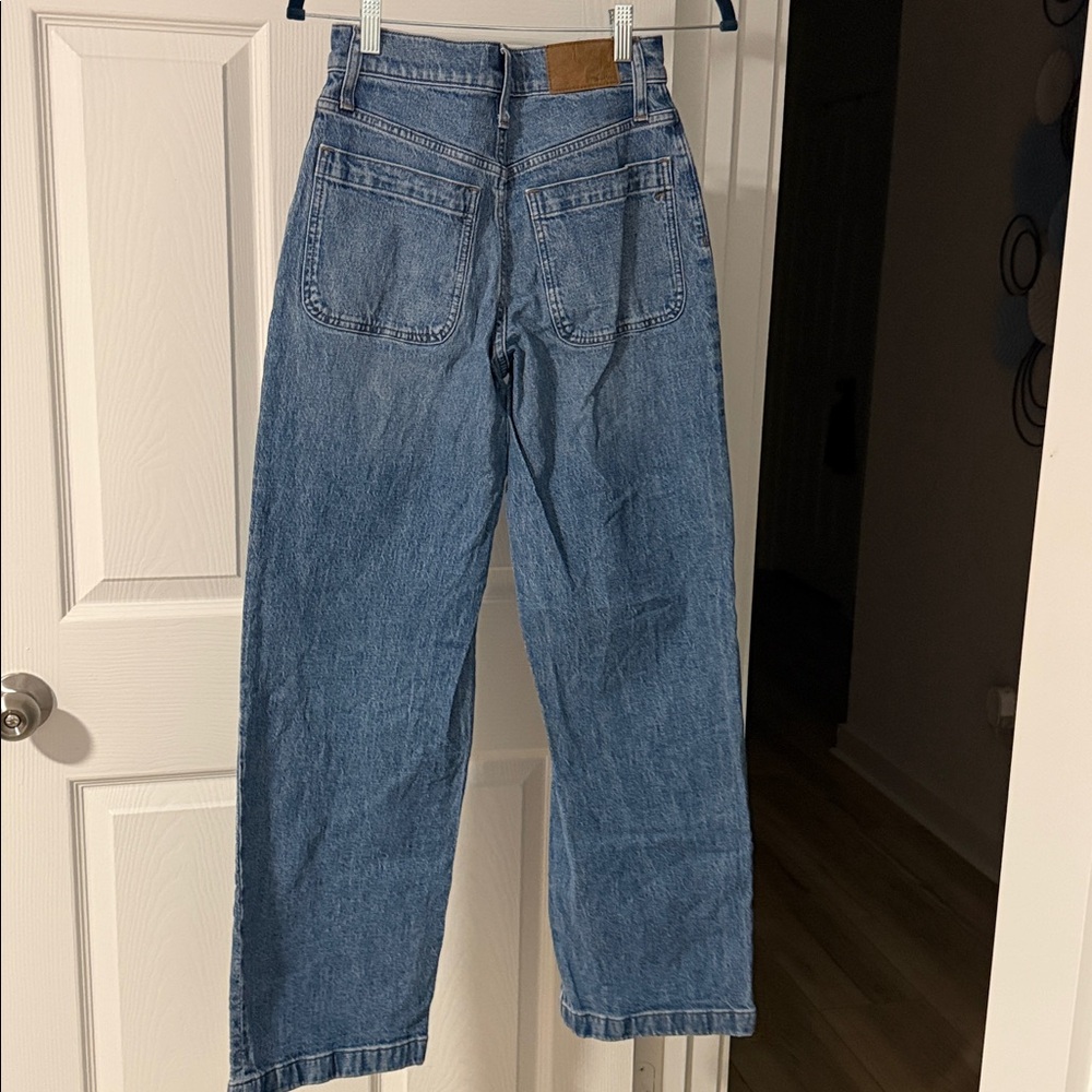 Madewell High Rise Light Blue Jeans - Picture 3 of 6